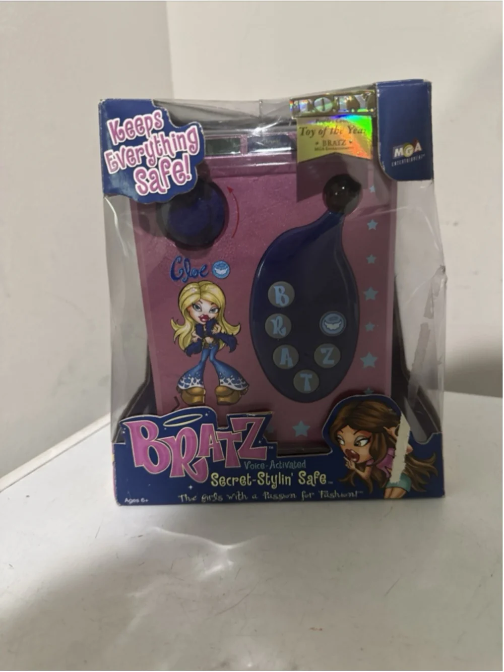 2002 MGA Entertainment Bratz Secret-Stylin Safe Cloe Jade Sasha Fashion Doll New